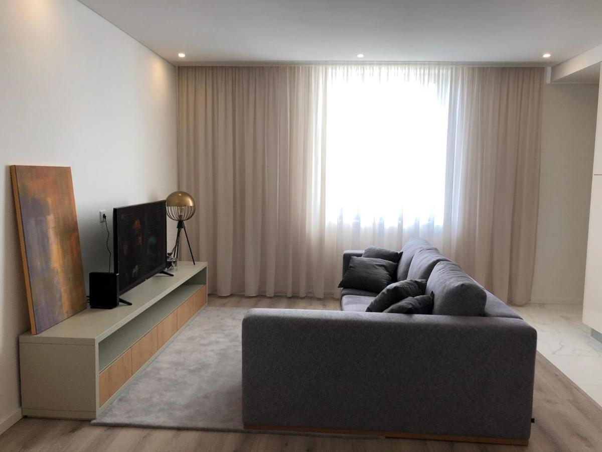 T2 Centro Santa Maria Da Feira Apartment Luaran gambar