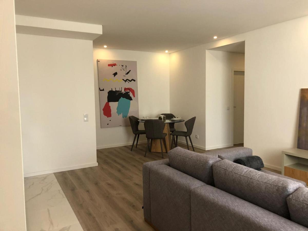 T2 Centro Santa Maria Da Feira Apartment Luaran gambar