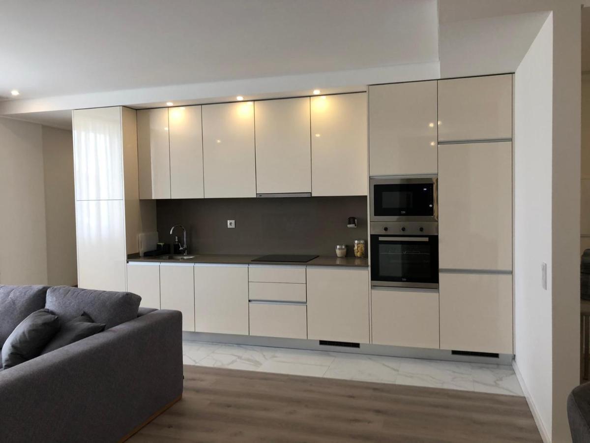 T2 Centro Santa Maria Da Feira Apartment Luaran gambar